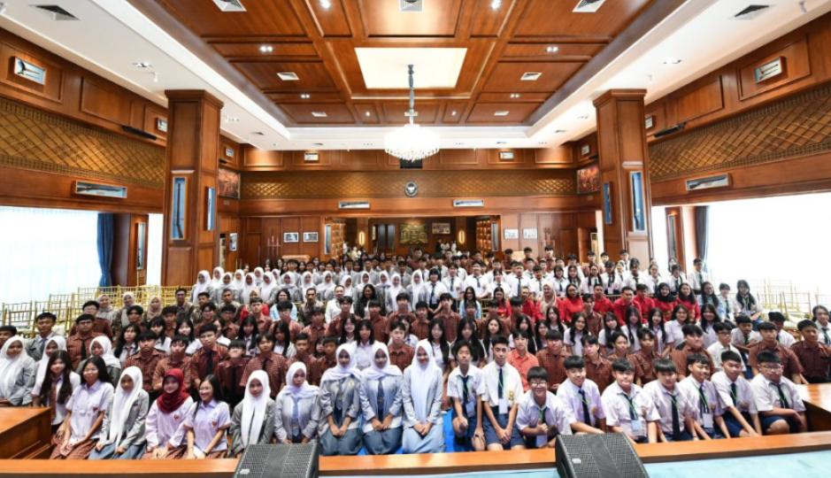 Pelajar Sukabumi Ikuti Program Istana untuk Anak Sekolah Bersama 200 Siswa Nasional